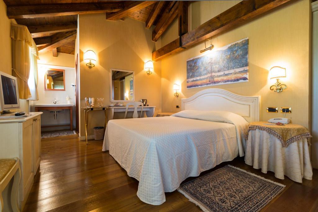 Albergo Da Nando Mortegliano ภายนอก รูปภาพ