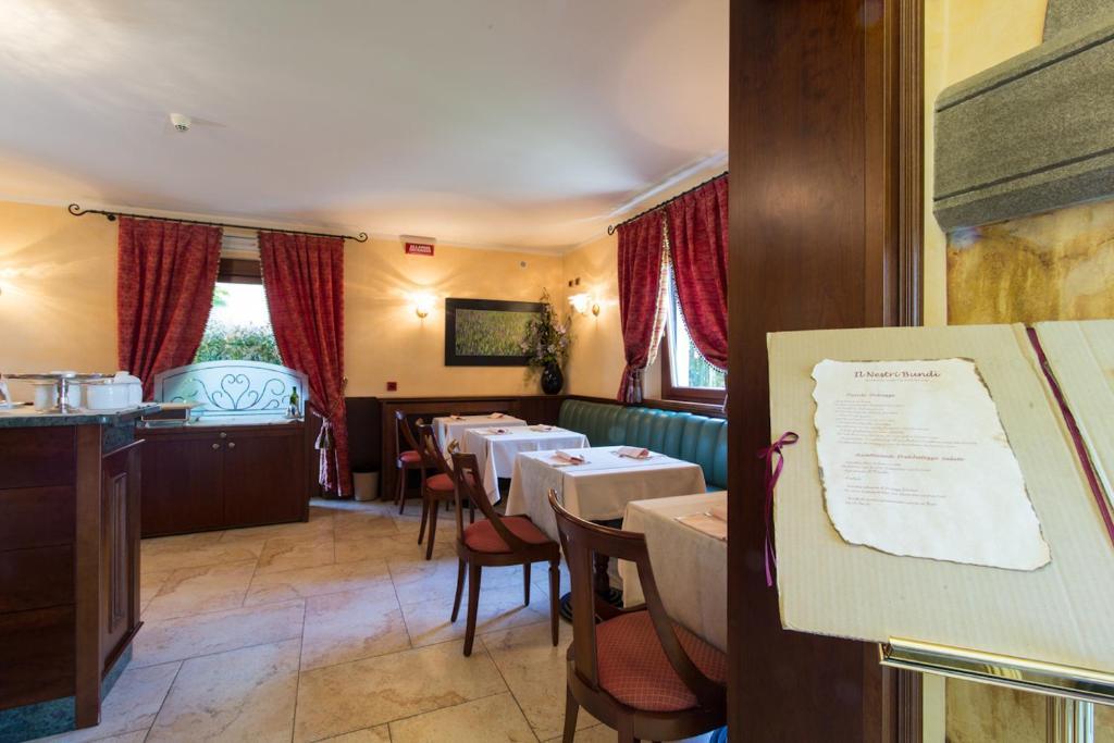 Albergo Da Nando Mortegliano ภายนอก รูปภาพ